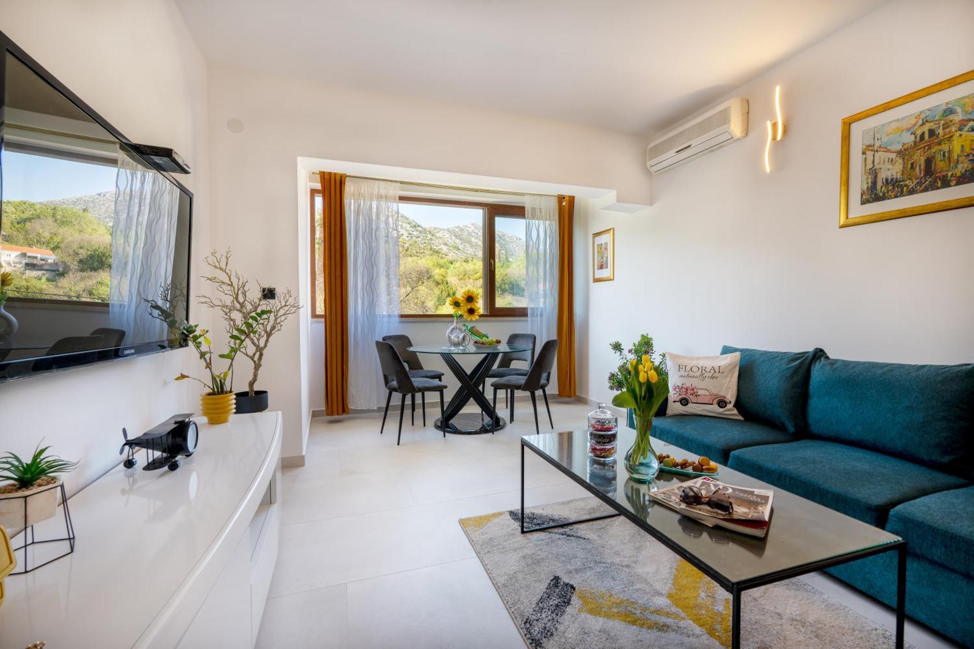 Villa Ivona With Swimming Pool And Jacuzzi